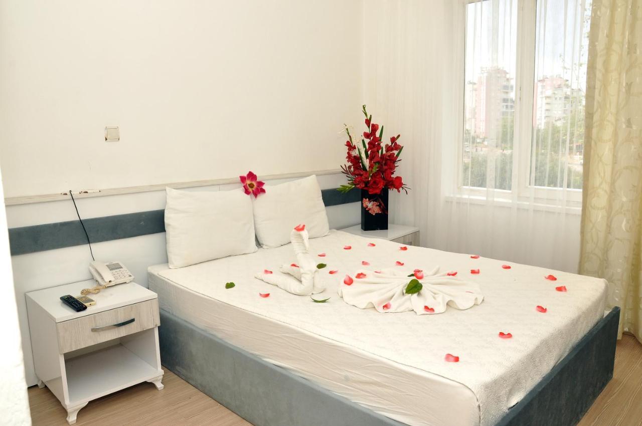 Cemre Otel 안탈리아 외부 사진